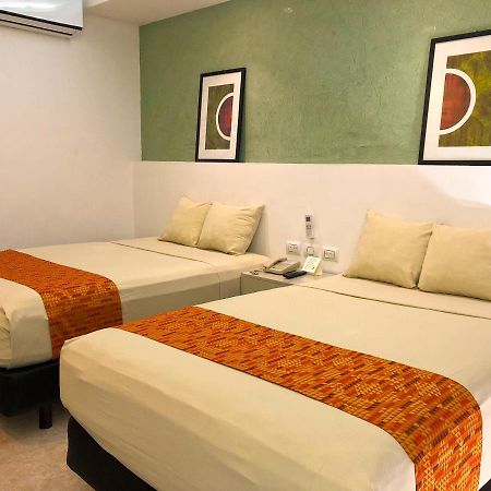 Hotel Los Cocos Chetumal Exteriör bild