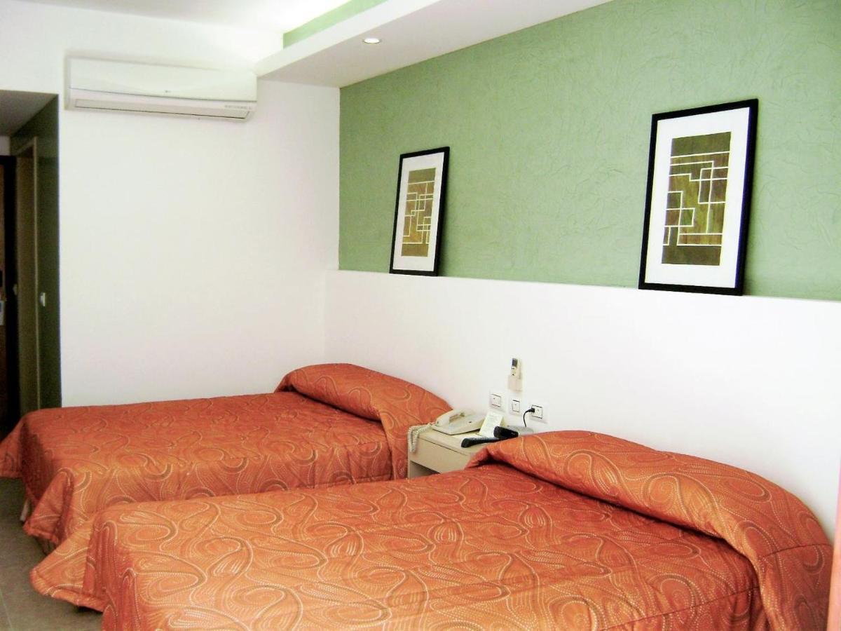 Hotel Los Cocos Chetumal Exteriör bild